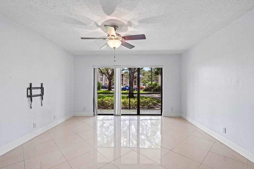 204 Foxtail Drive - Photo 5
