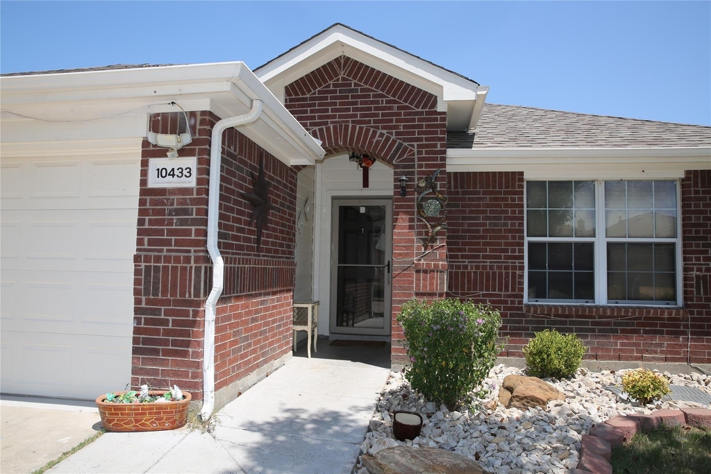 10433 E Lake Terrace - Photo 1