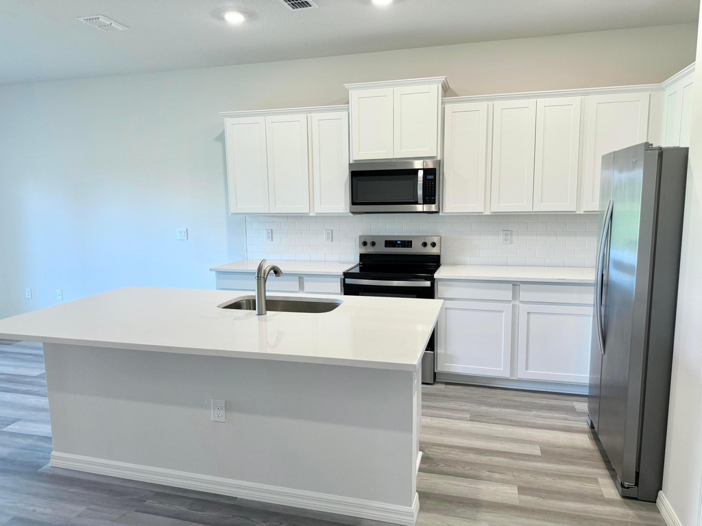 12813 Sw Forli Way - Photo 3