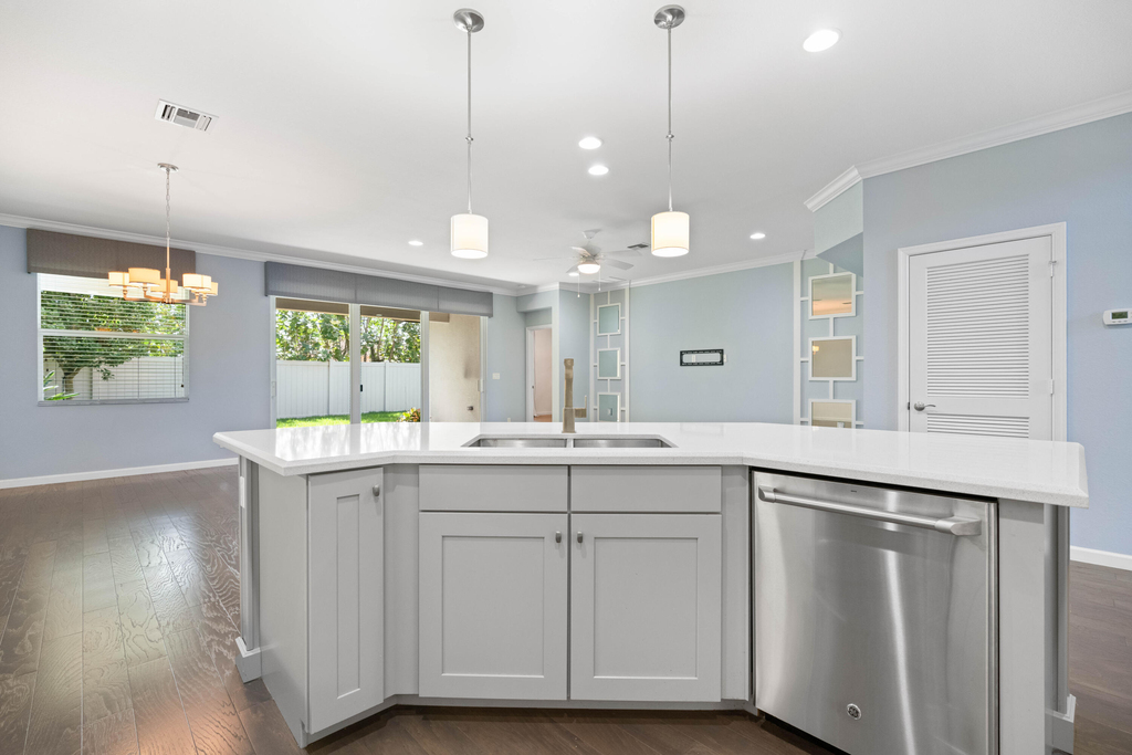 7018 Limestone Cay Road - Photo 6