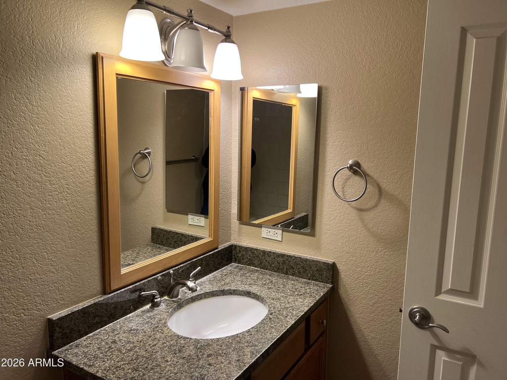 200 E Southern Avenue - Photo 10