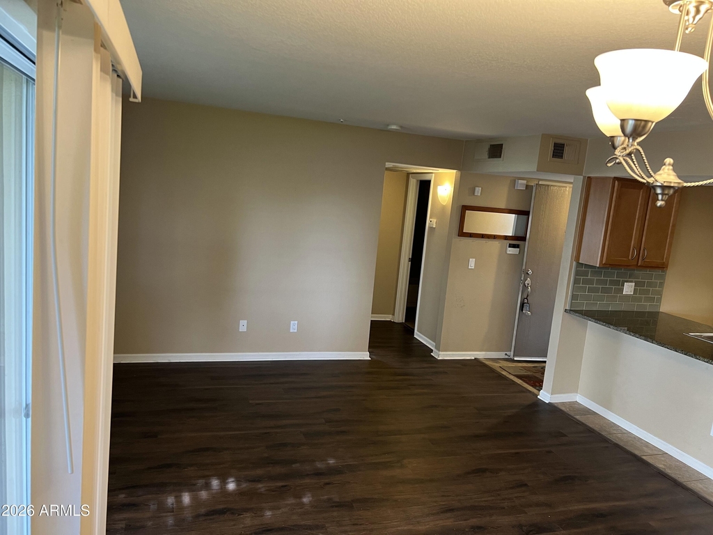 200 E Southern Avenue - Photo 21