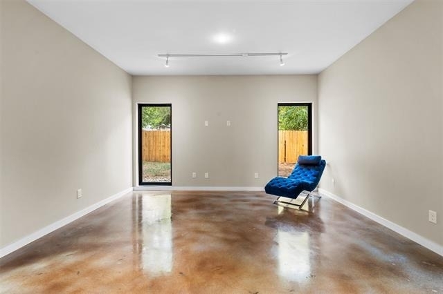 957 Woods Avenue - Photo 9