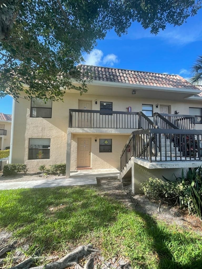 6844 Palmetto Circle S - Photo 0