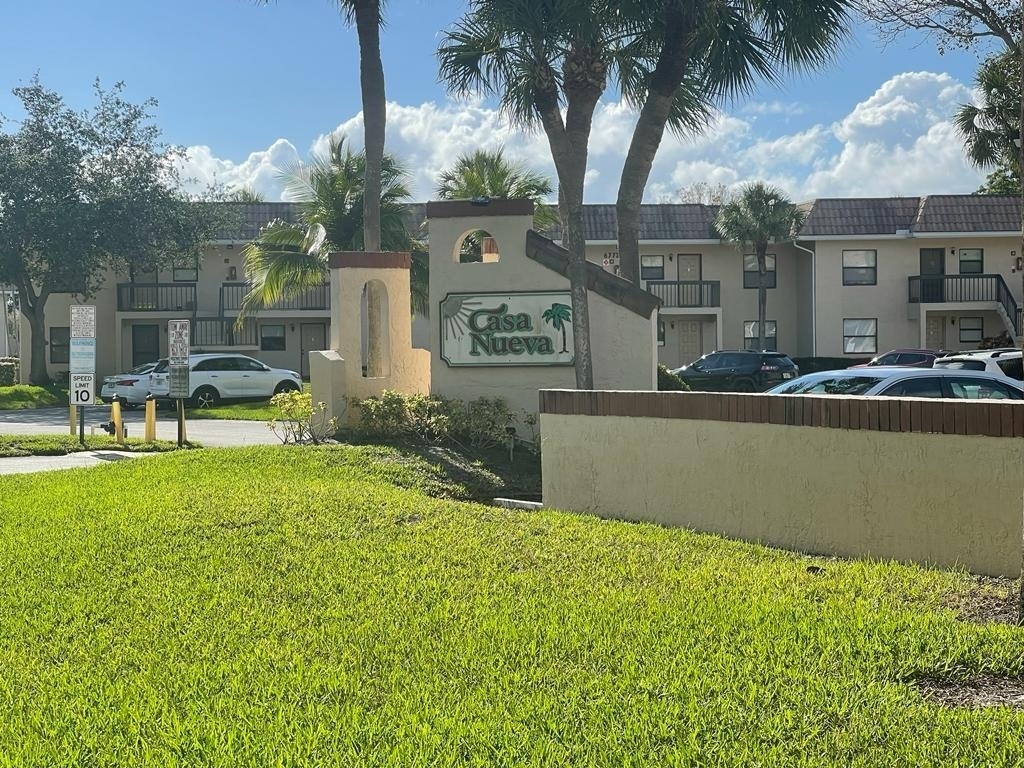 6844 Palmetto Circle S - Photo 1
