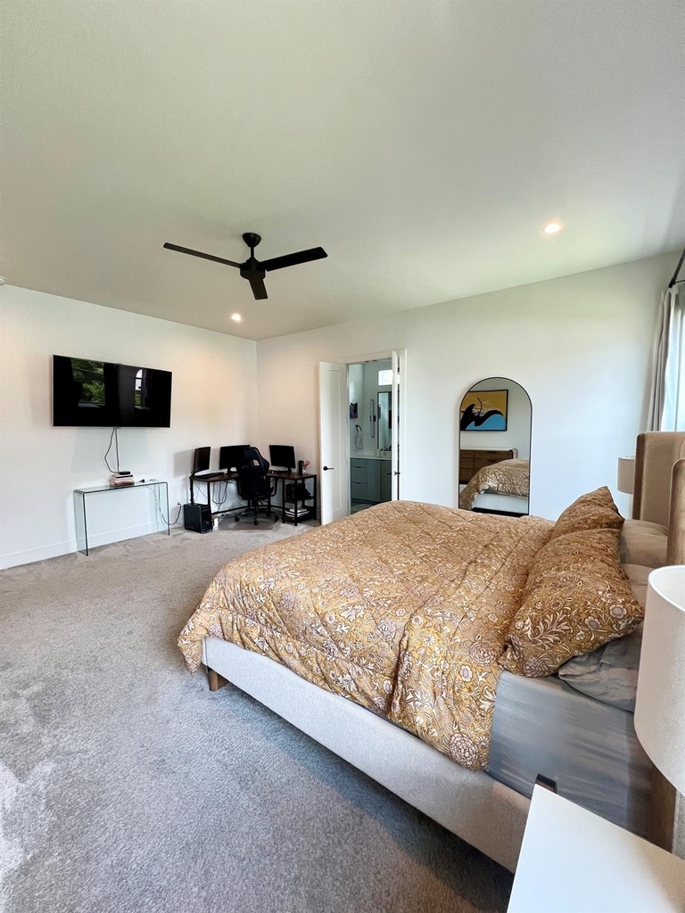 2407 Crossman Avenue - Photo 11
