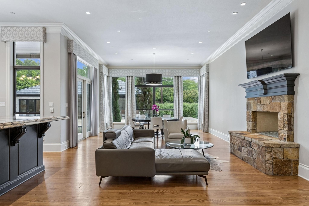 4511 Watauga Road - Photo 9