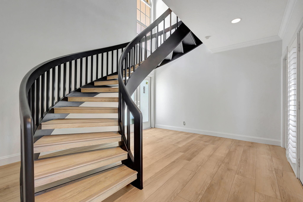 11839 Pebblewood Drive - Photo 4