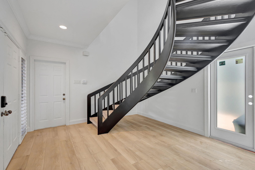 11839 Pebblewood Drive - Photo 6
