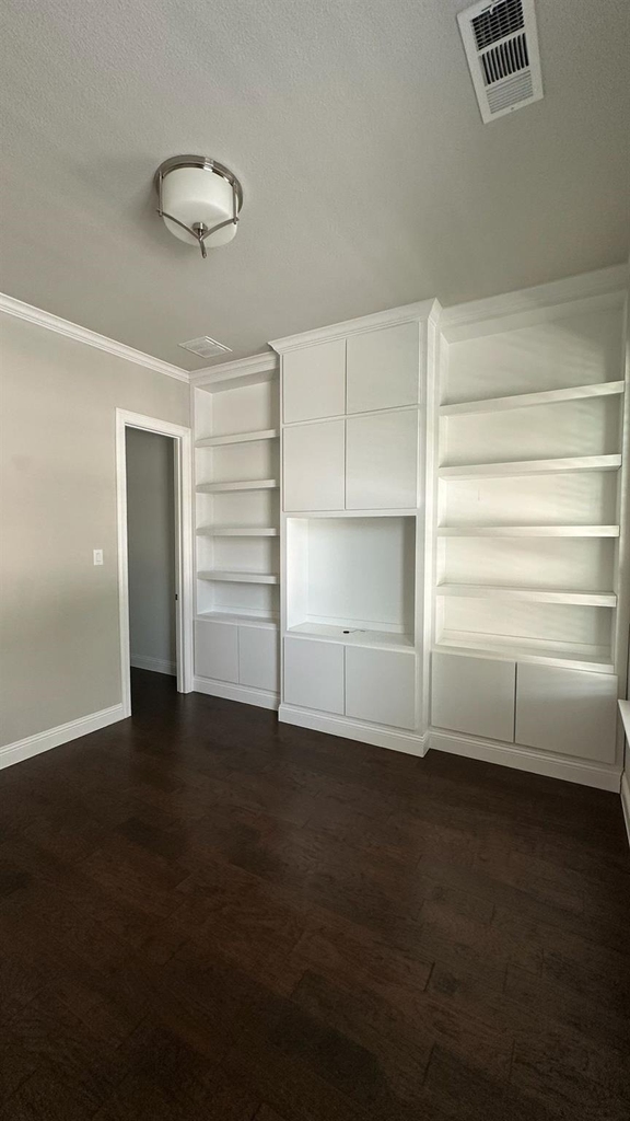 8533 Pine Valley Drive - Photo 5