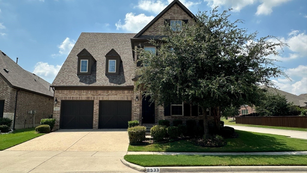 8533 Pine Valley Drive - Photo 0