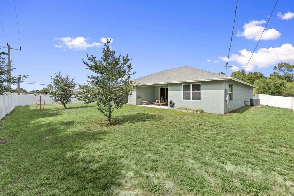 601 Sw S Quick Circle - Photo 20