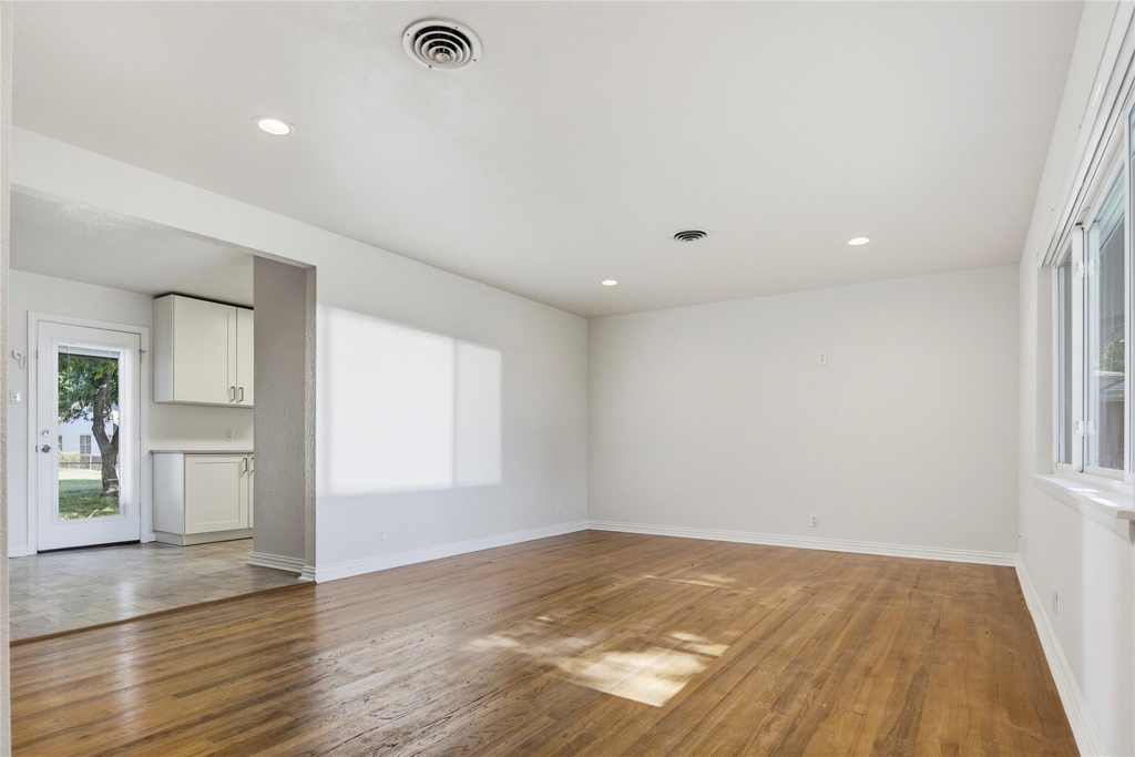 4205 Keeter Drive - Photo 6