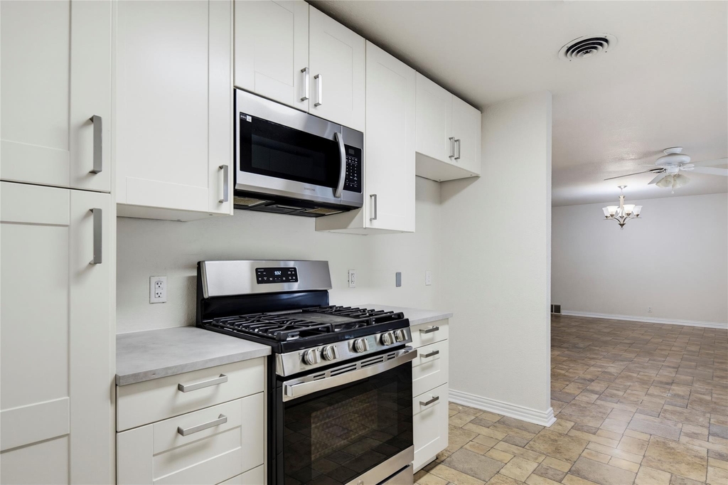 4205 Keeter Drive - Photo 12