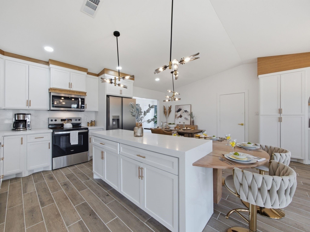11348 Carissa Drive - Photo 6