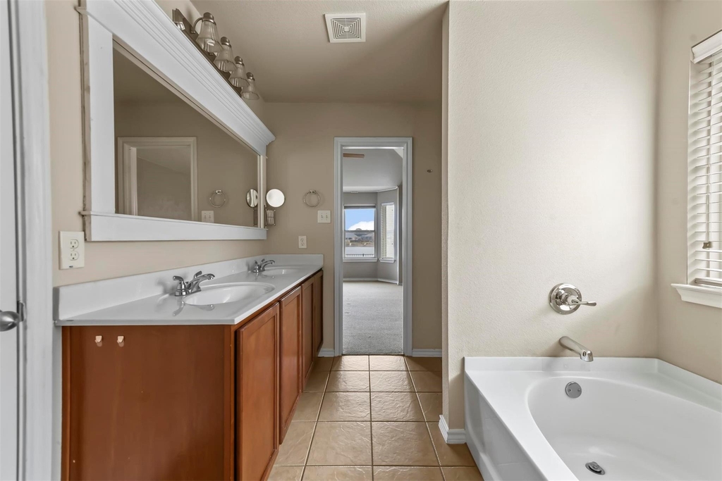 5533 Grenada Drive - Photo 13