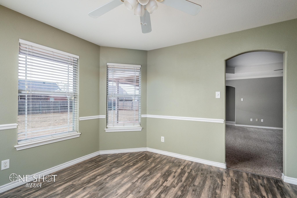 210 Ruger Street - Photo 10