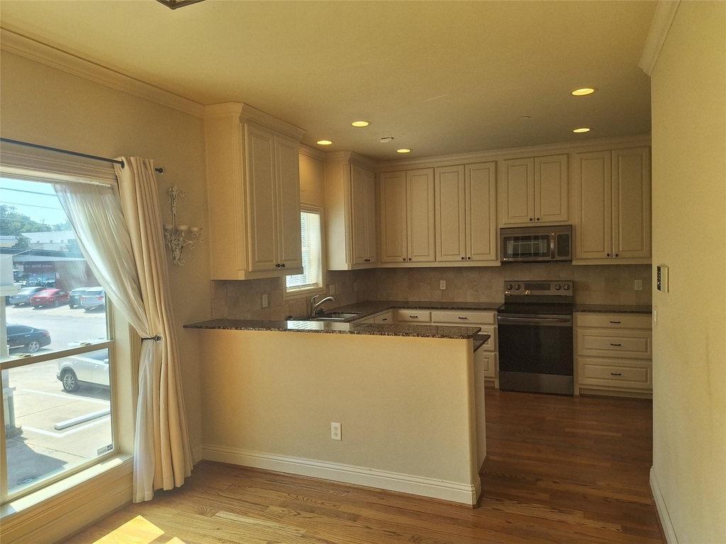 3416 Westminster Avenue - Photo 22