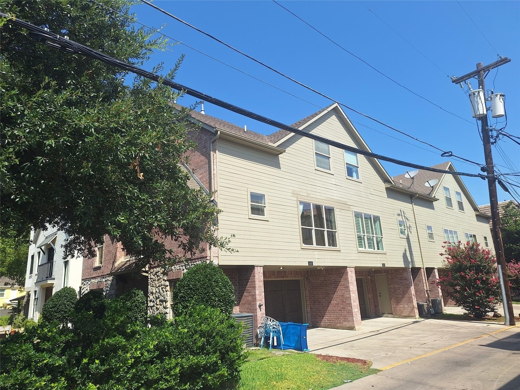 3416 Westminster Avenue - Photo 2