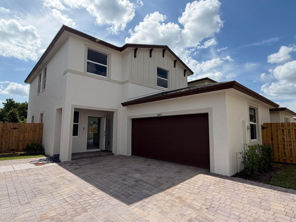 18873 Sw 315th Street - Photo 1