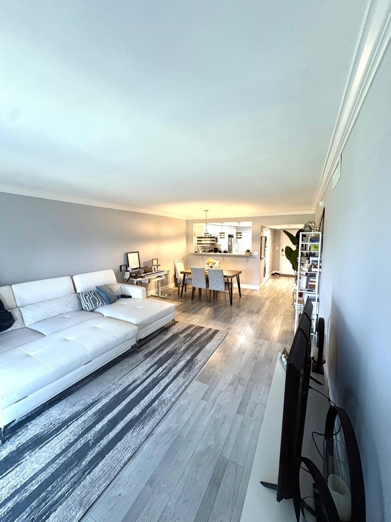 605 Oaks Drive - Photo 8