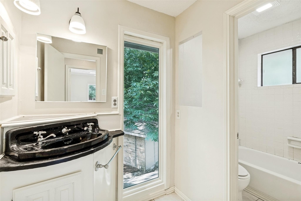 4710 Fallon Place - Photo 17