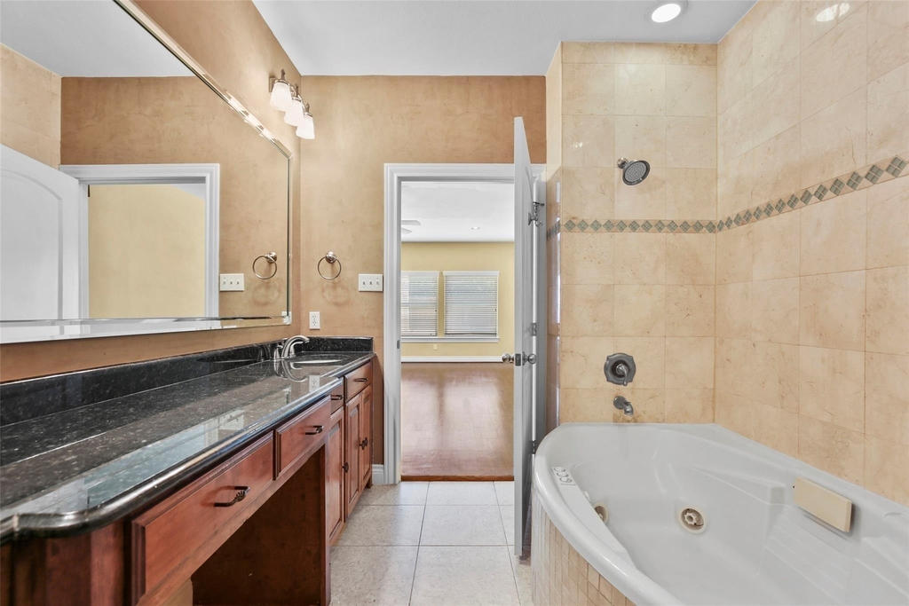 6149 Vickery Boulevard - Photo 13