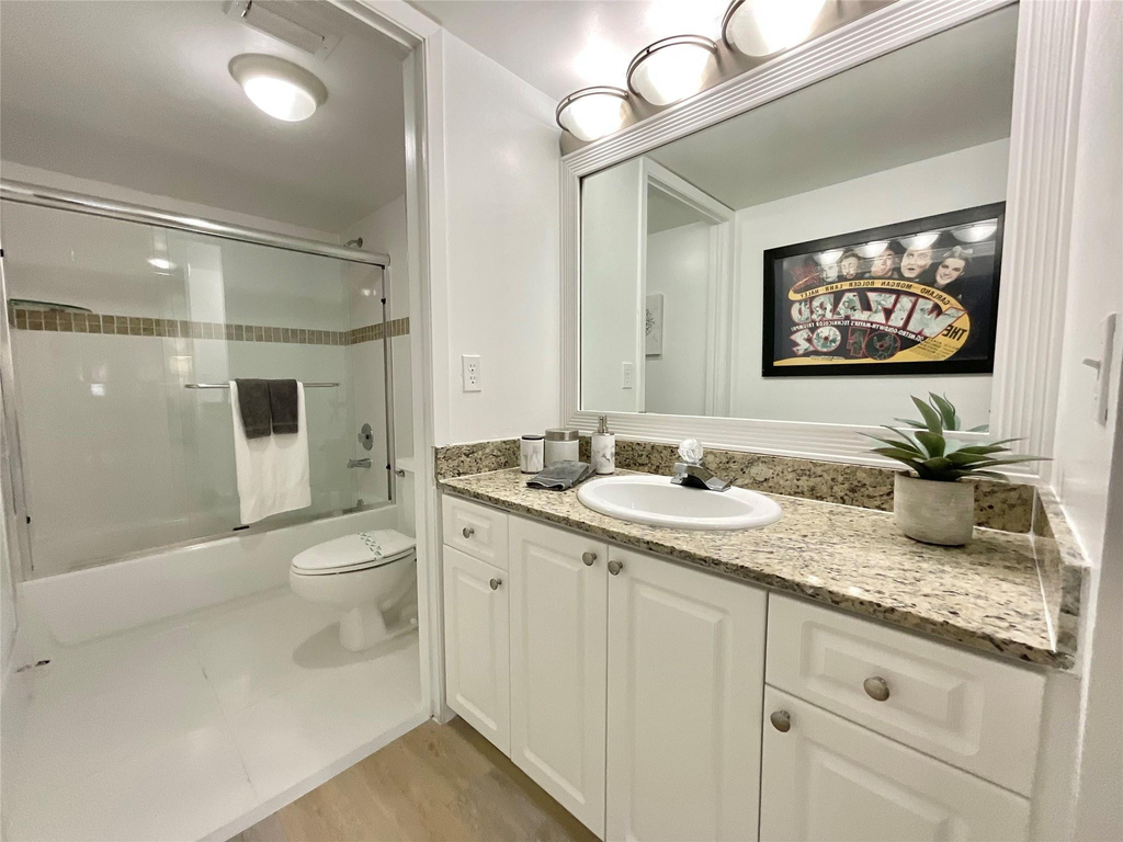 9517 Fontainebleau Boulevard - Photo 7