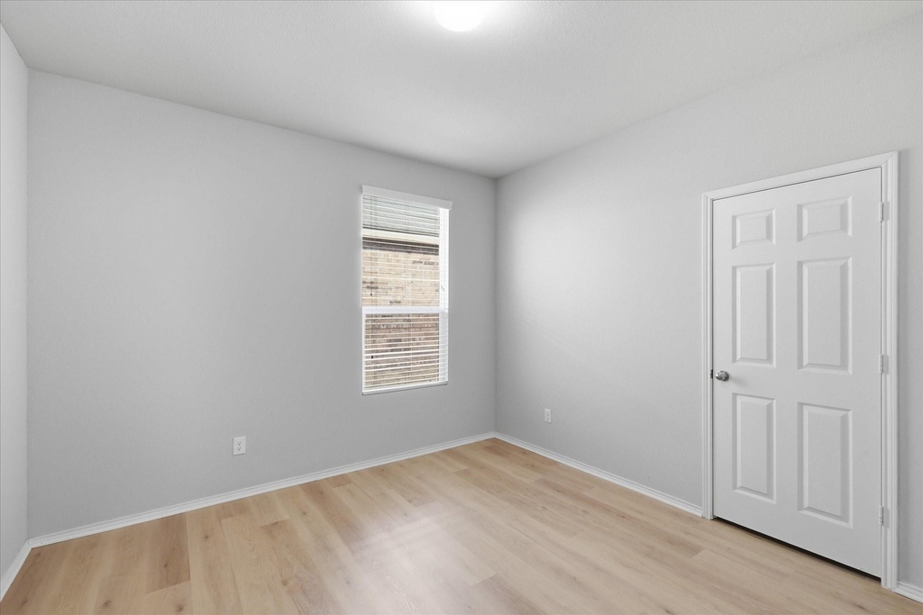 3116 Layla Creek Drive - Photo 16