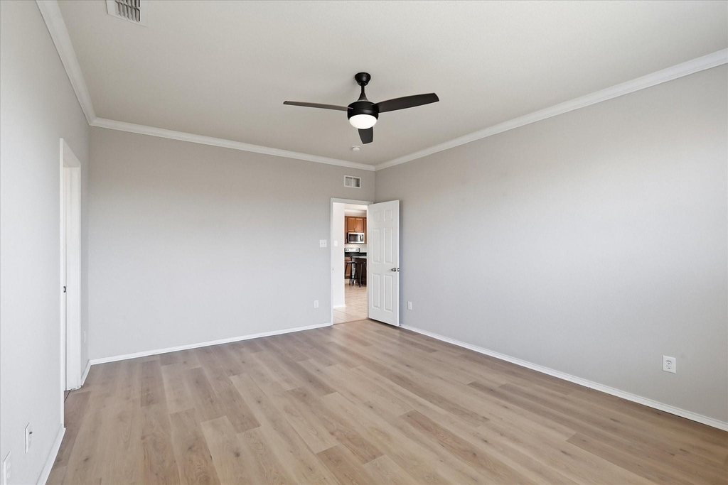 3116 Layla Creek Drive - Photo 11