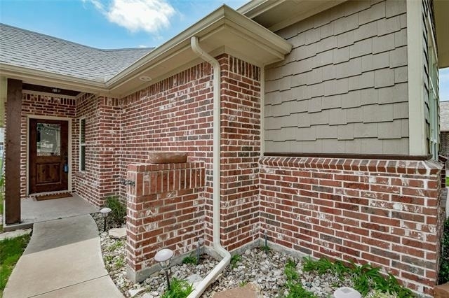 202 Captains Court - Photo 2