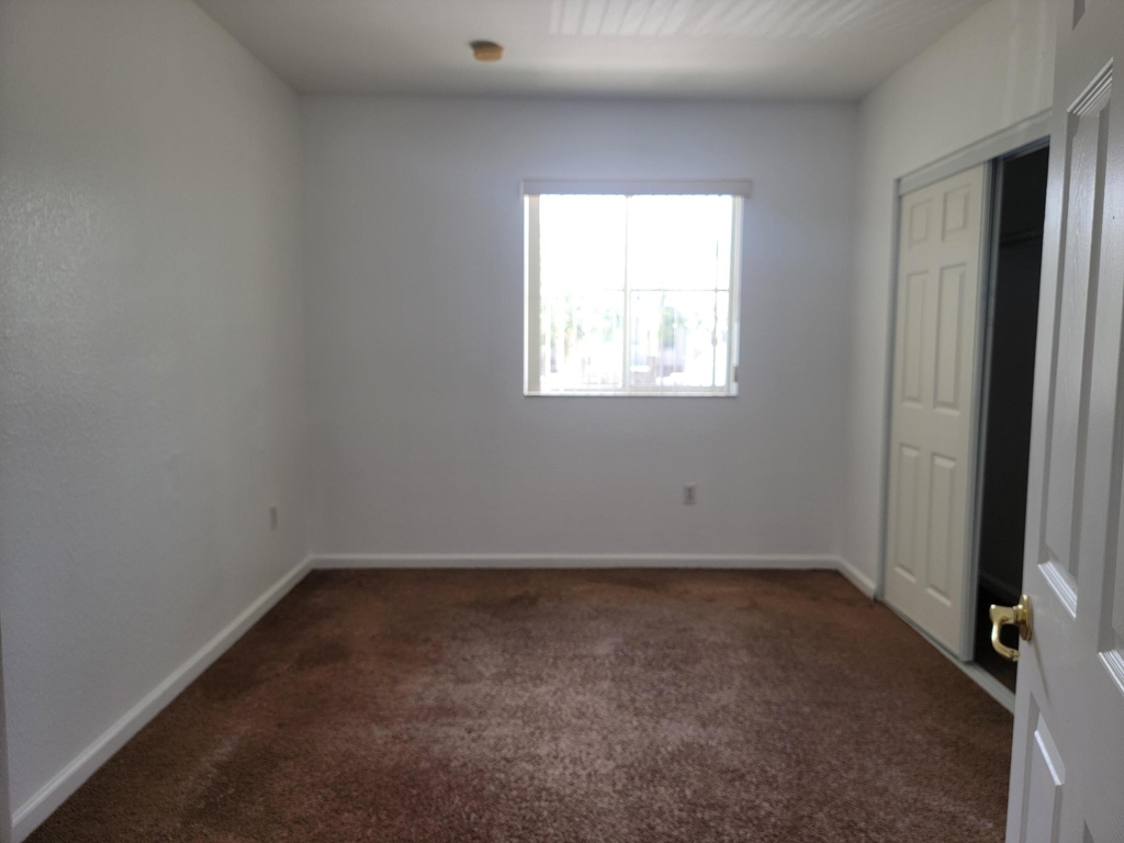 2603 Sw 82nd Avenue - Photo 6