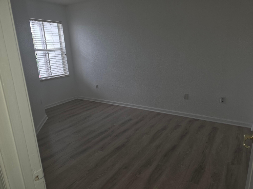 2603 Sw 82nd Avenue - Photo 11