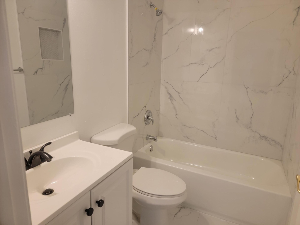 2603 Sw 82nd Avenue - Photo 9