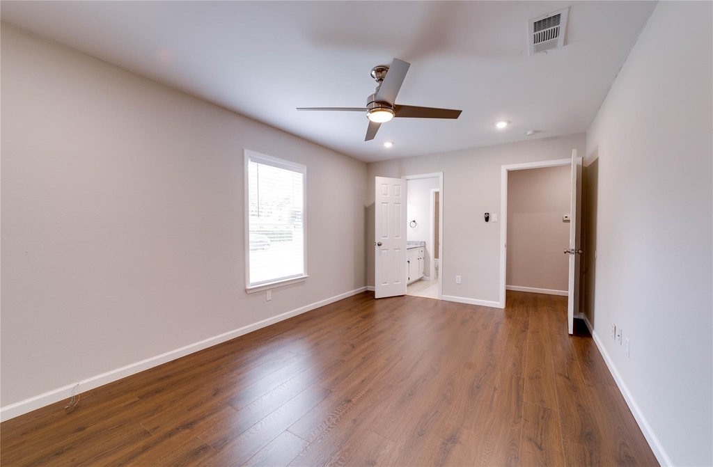 6824 Trail Lake Drive - Photo 9