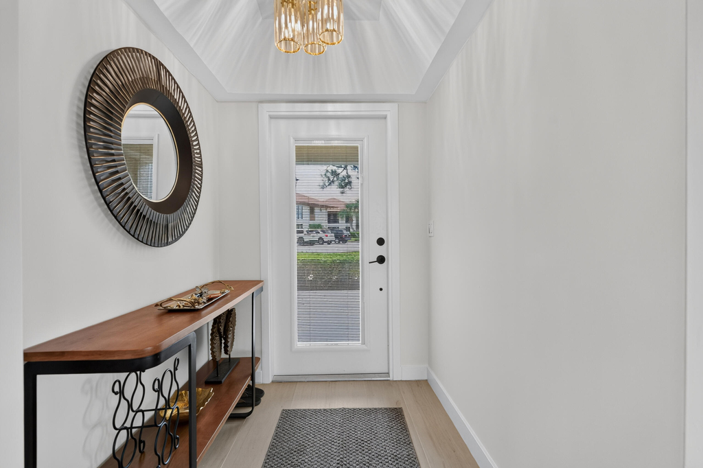 302 Brackenwood Circle - Photo 2