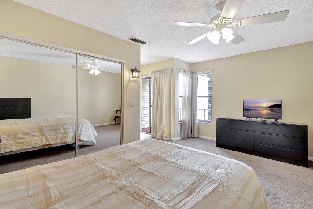 1558 Shaker Circle - Photo 14