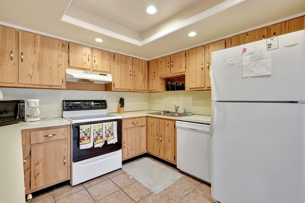 1558 Shaker Circle - Photo 6