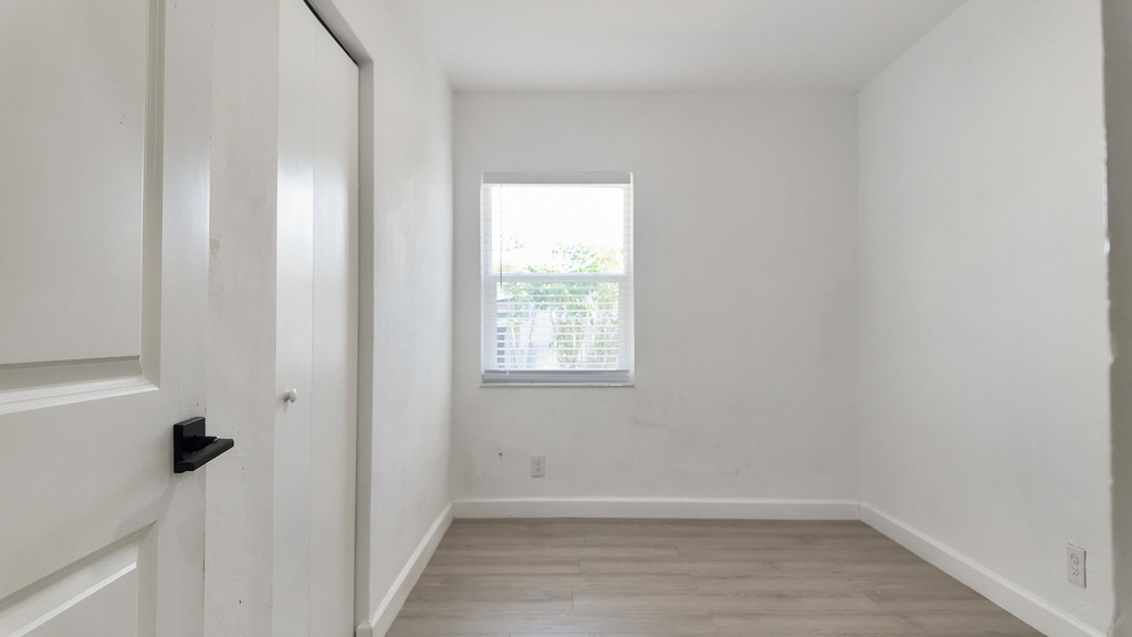 720 S 11th Street - Photo 8