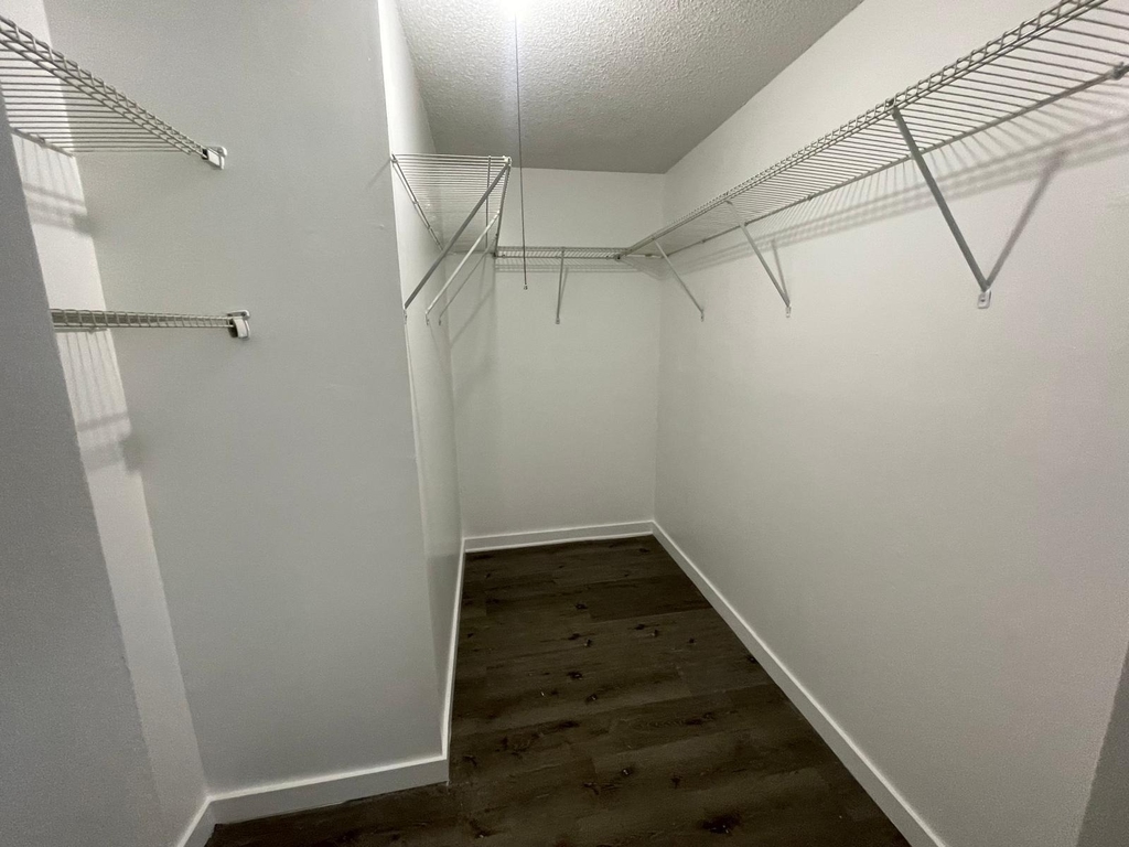 5702 Nw 21st Street - Photo 8