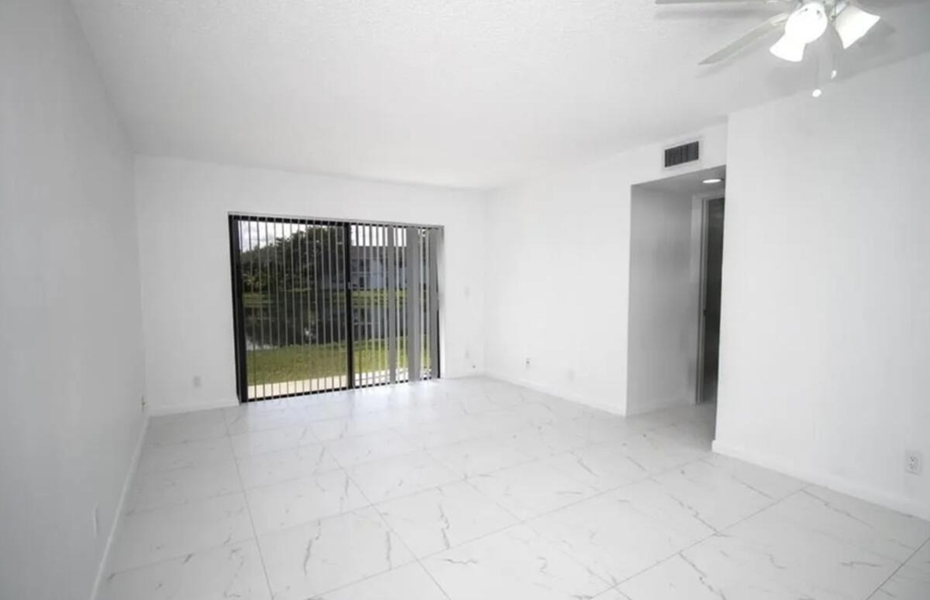 11432 Nw 45th Street - Photo 4