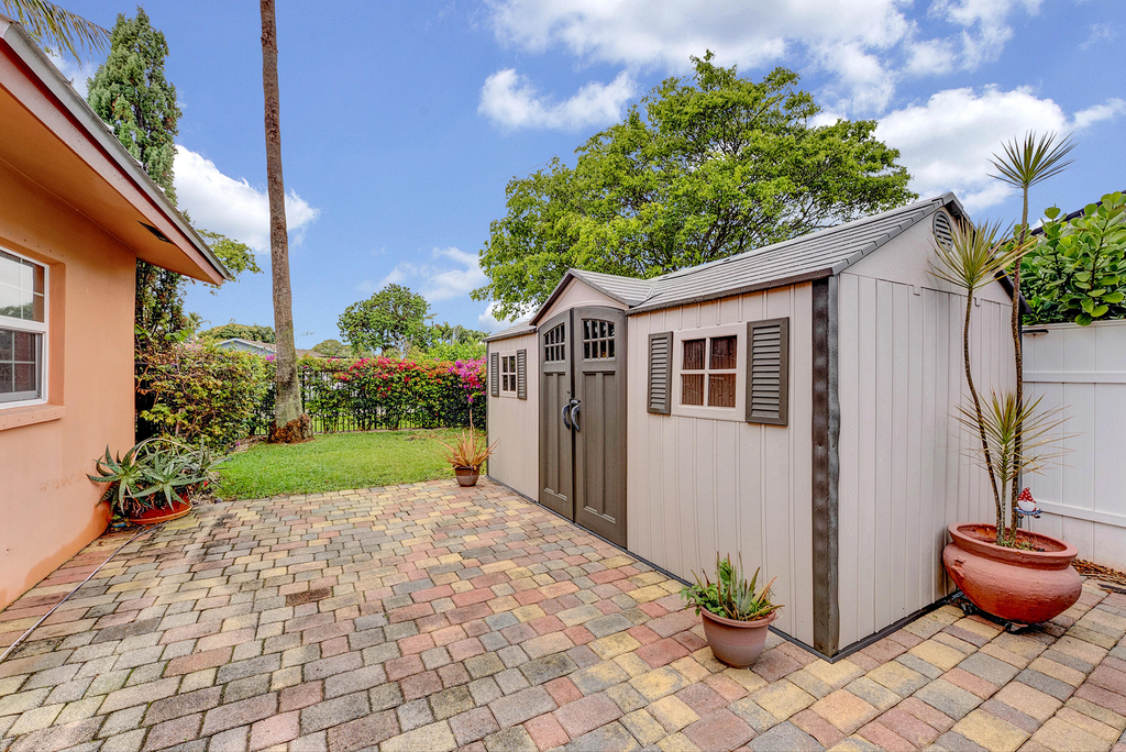 661 Eagle Circle - Photo 36