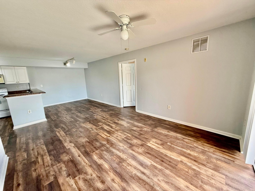 191 Sw Palm Drive - Photo 7