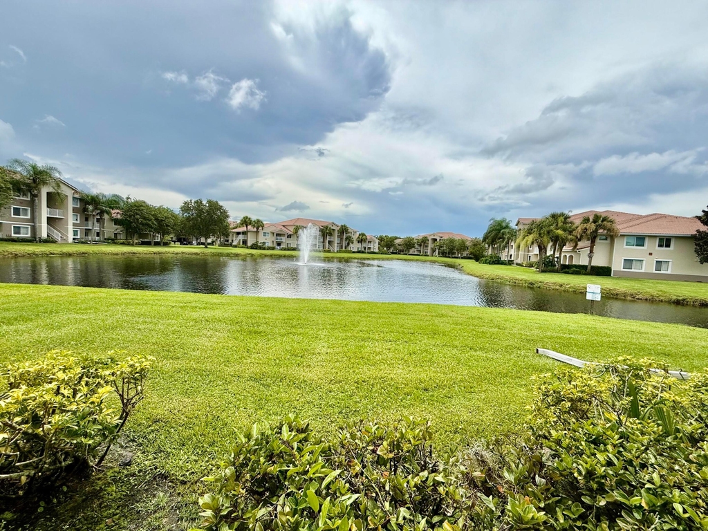 191 Sw Palm Drive - Photo 16