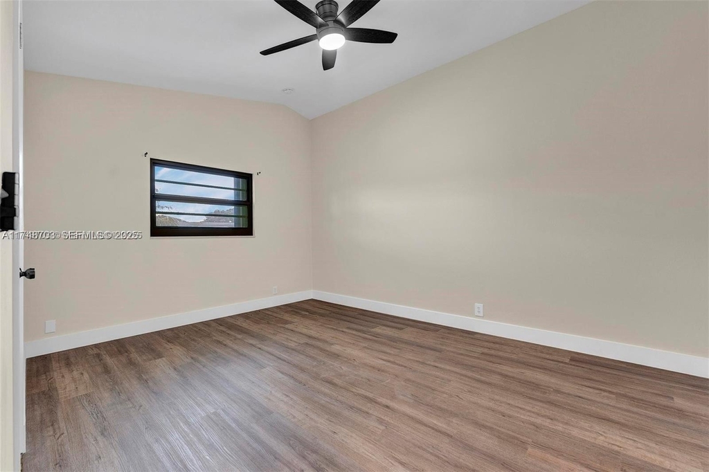 1406 Nw 8th Street - Photo 23
