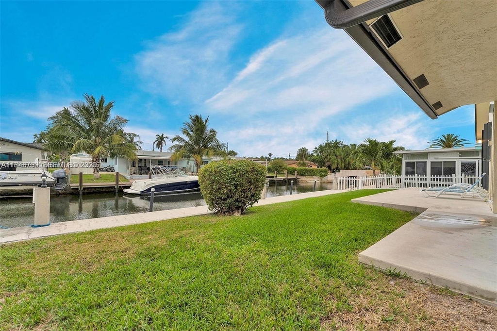 1406 Nw 8th Street - Photo 4