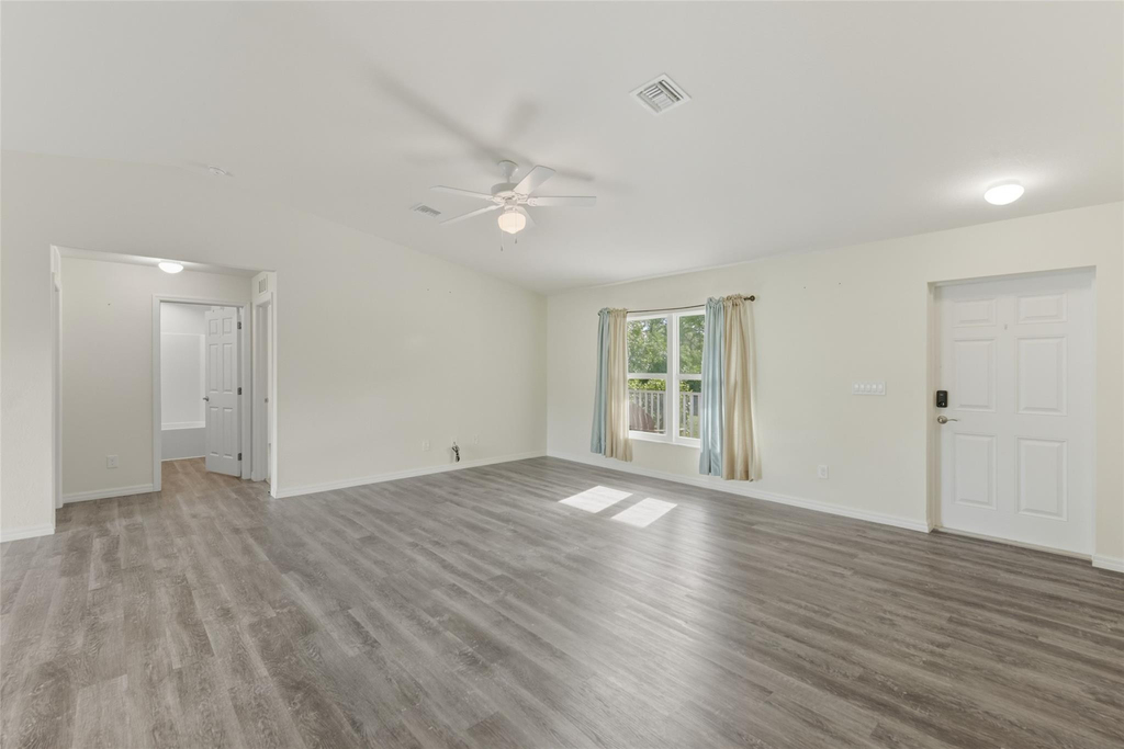 8007 Royal Court - Photo 7