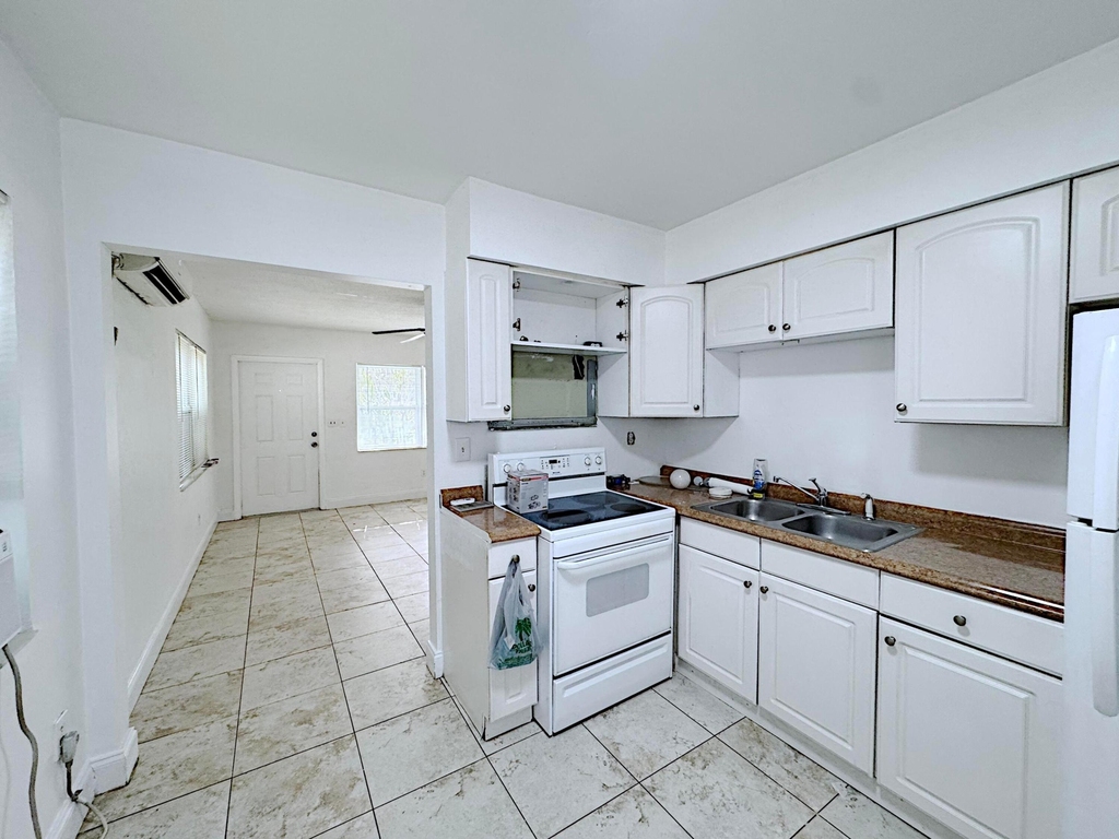 511 Se 2nd Avenue - Photo 38