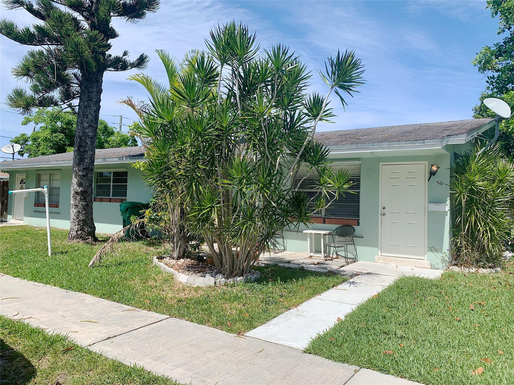 511 Se 2nd Avenue - Photo 1