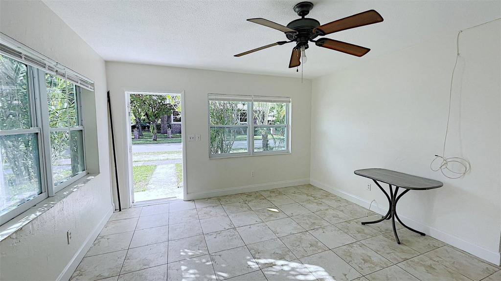 511 Se 2nd Avenue - Photo 9